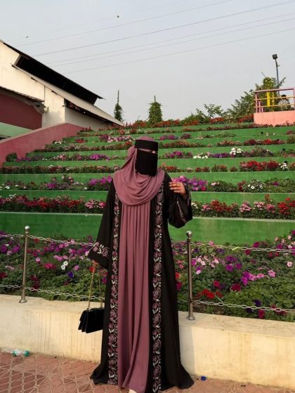 Premium Dubai stylish Abaya (A)